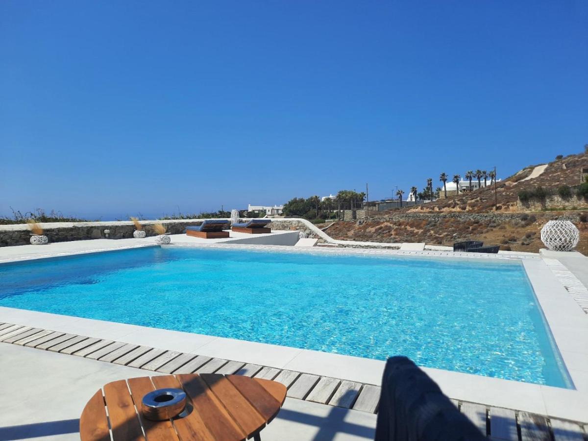 Terra White Seaview Pool Apartments & Suites Mykonos Town ภายนอก รูปภาพ