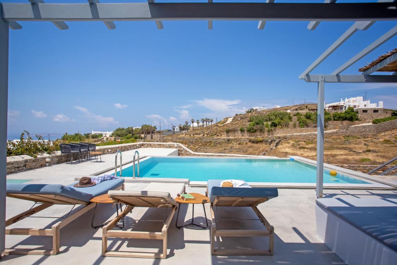 Terra White Seaview Pool Apartments & Suites Mykonos Town ภายนอก รูปภาพ